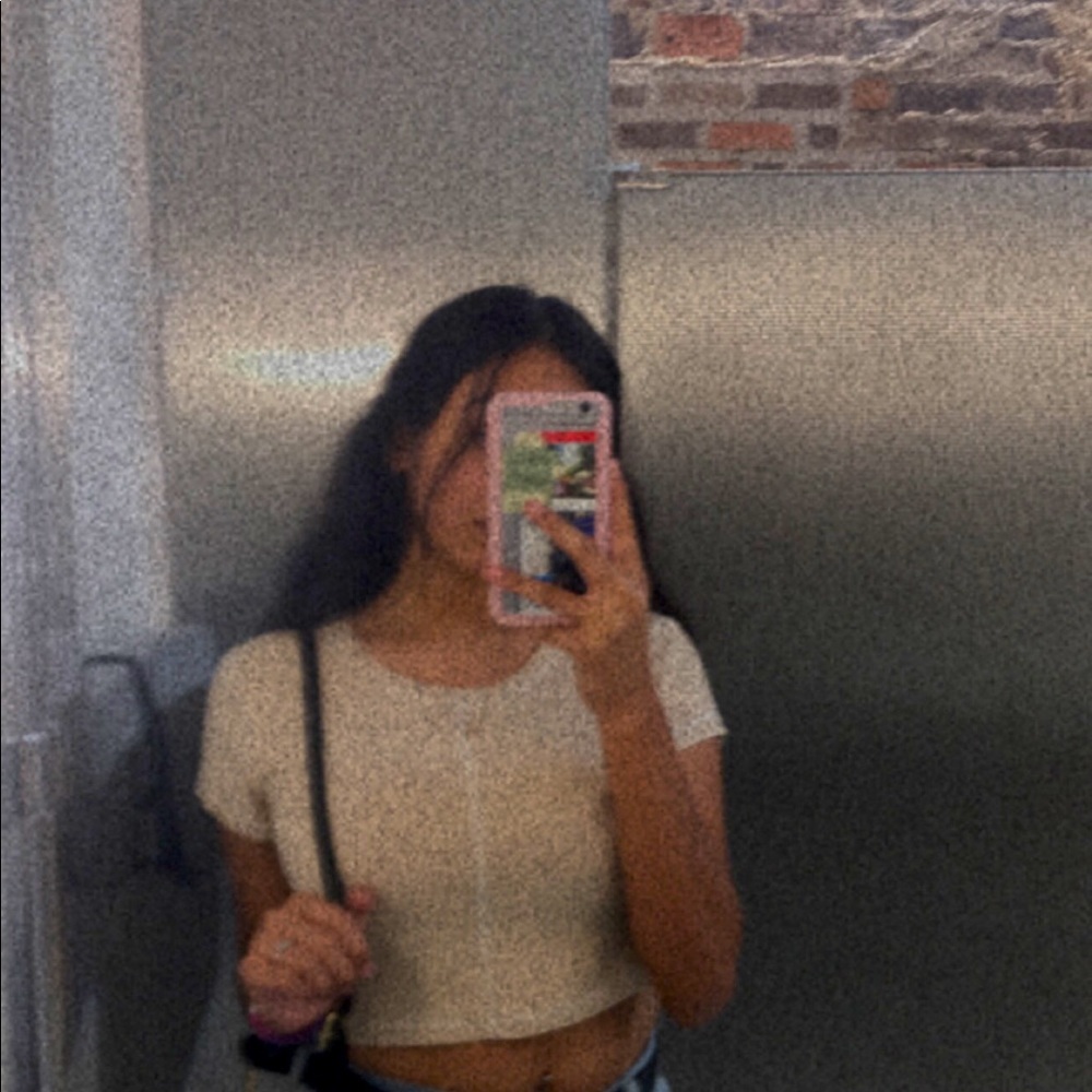 Meet your Posher, Jennifer